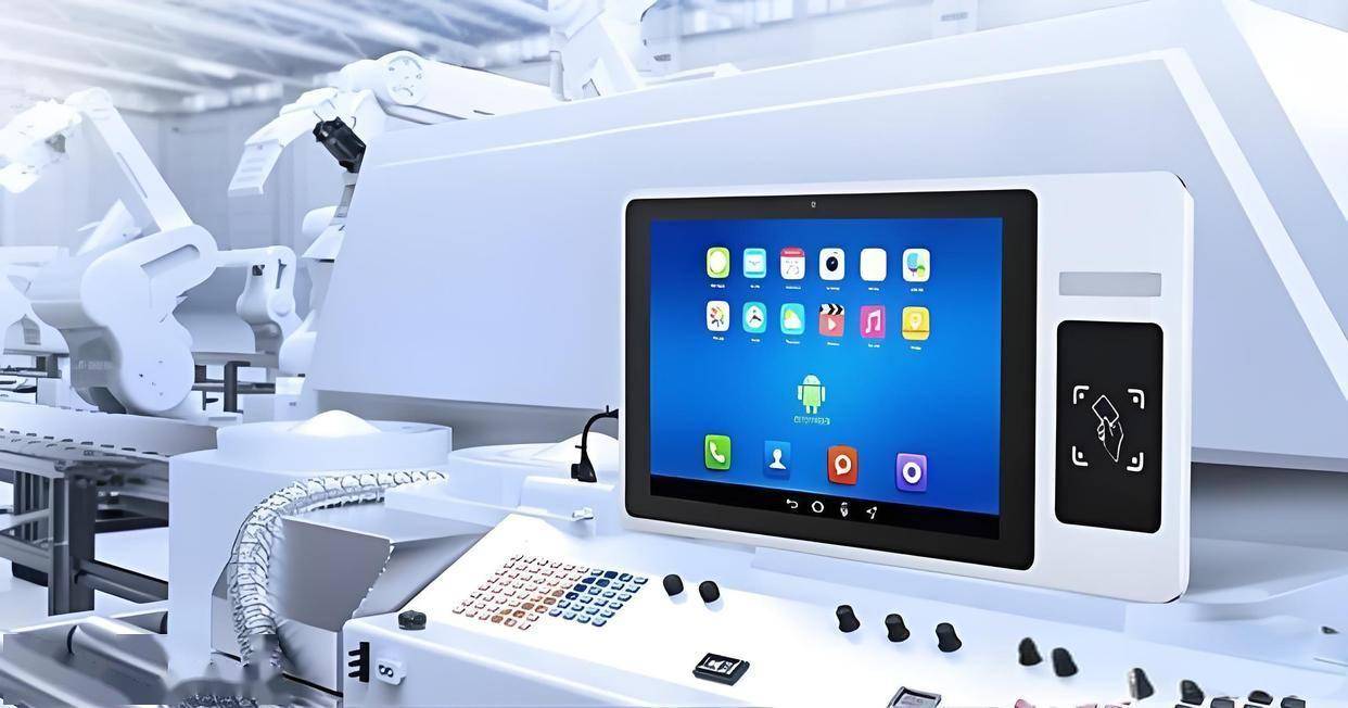 控显科技 从现场出发，以工控一体机触摸屏定制重构工业逻辑